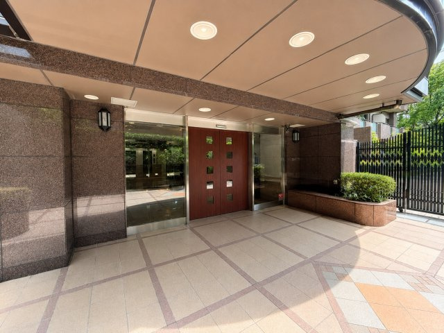 【エントランス】 | 朝日白金台マンション