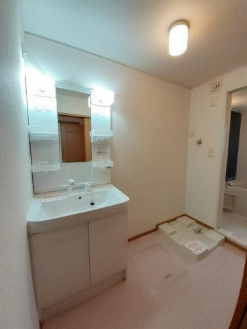 ニュープレイス　Ｂの洗面所