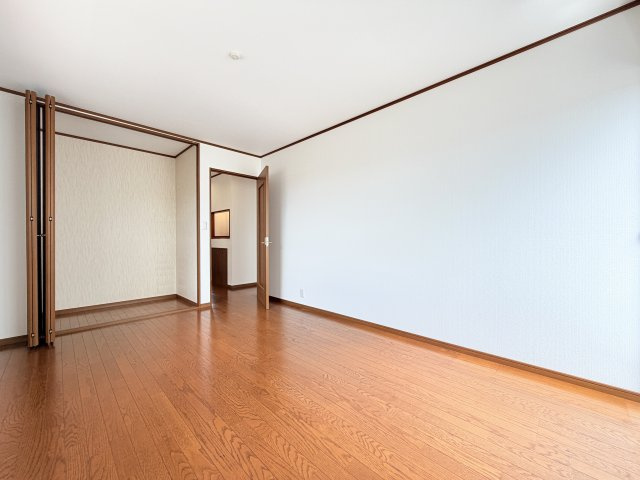 徳島市川内町榎瀬の中古一戸建の洋室|洋室です