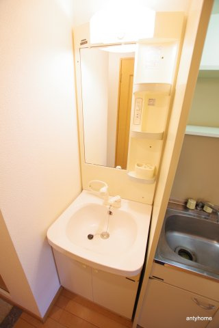 プレサンス梅田インテルノ　仲介手数料無料の洗面所