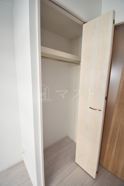 エスリード松屋町グレイスの収納