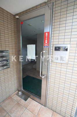 【エントランス】 | ＫＳマンション | 清潔なエントランスです