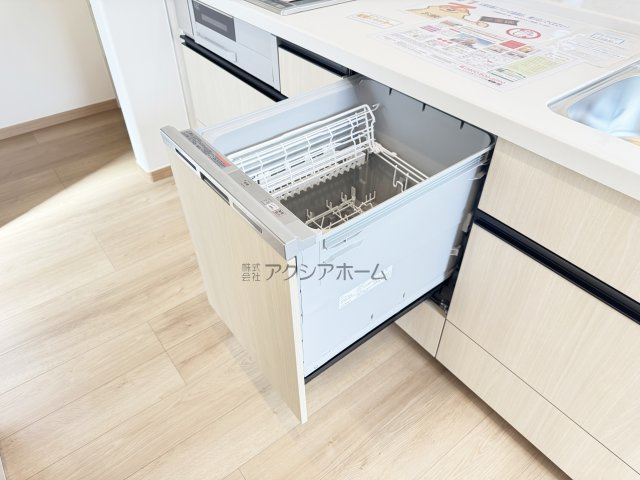 所沢市北秋津・全4棟　新築一戸建　4号棟　～全館空調搭載～のキッチン|便利な食洗機付き