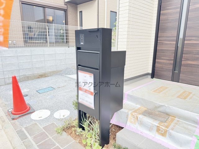 所沢市北秋津・全4棟　新築一戸建　4号棟　～全館空調搭載～のその他|宅配ボックス付き郵便受け