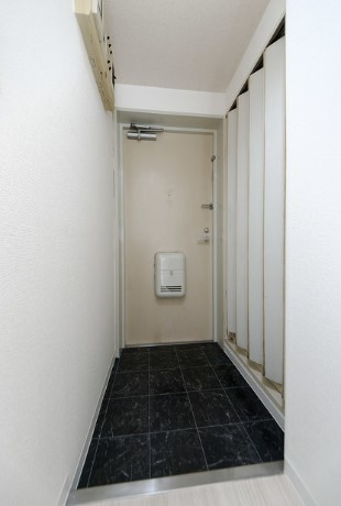 【玄関】