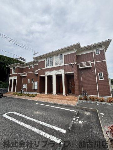 グラツィアC棟の外観