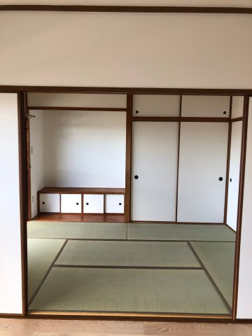 ハイツ岡本の和室