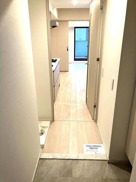ザ・パークハビオ新栄の玄関