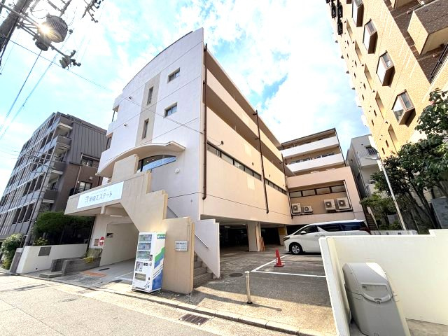 アビータミオ神戸岡本の外観