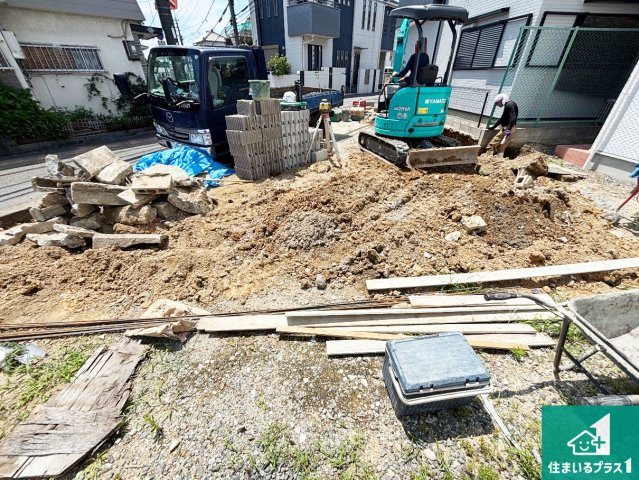堺市中区深井中町　第6期　新築一戸建ての外観|周辺は落ち着いた街並みの住宅地！子育てがしやすい住環境です！まだ未完成ですが、現地でしかわからない事もございます。是非一度ご覧ください。