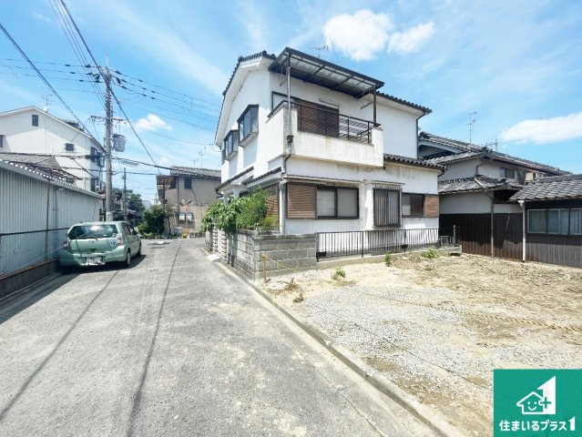 松原市小川　第4期　新築一戸建ての前面道路含む現地写真|周辺は落ち着いた街並みの住宅地！子育てがしやすい住環境です！まだ未完成ですが、現地でしかわからない事もございます。是非一度ご覧ください。