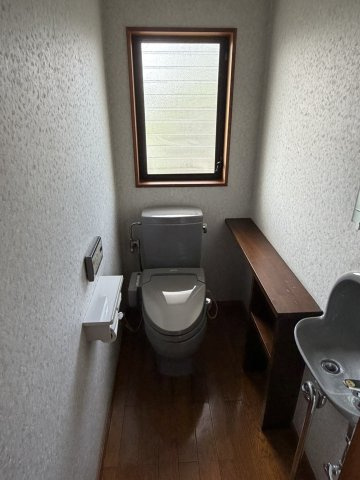 中古戸建　甘楽町福島のトイレ|1Fトイレも落ち着いた空間です