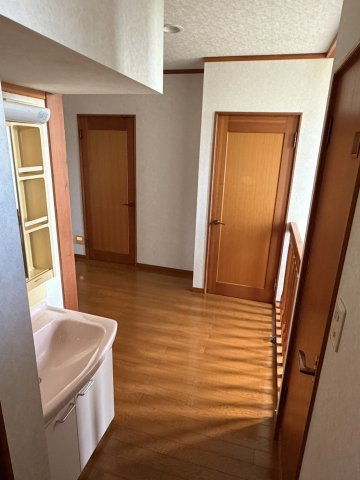 中古戸建　甘楽町福島の独立洗面台|2Ｆ洗面台