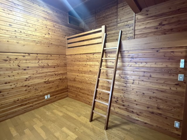 中古戸建　甘楽町福島の洋室|2Ｆ洋室：子供室ロフト付