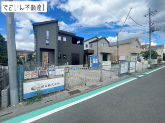 【前面道路含む現地写真】 | ≪1号棟≫
現地(2026年8月撮影)