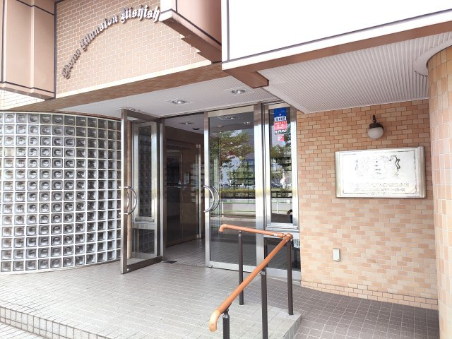 ライオンズマンション西新小岩のエントランス