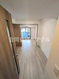 【居間・リビング】 | ベラジオ雅び京都七条ウエストⅡ | こちらの居間で趣味の時間をお楽しみください