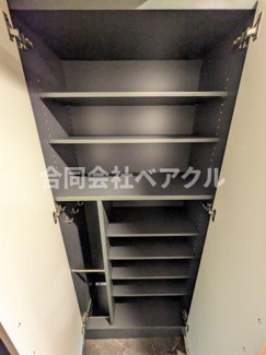 【玄関】 | ベラジオ雅び京都七条ウエストⅡ | 明るい玄関です