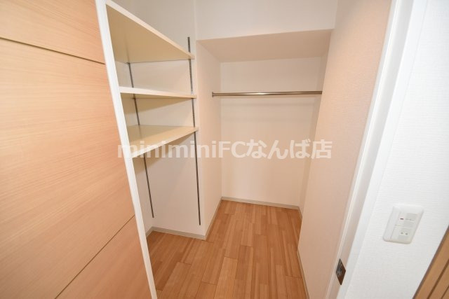 アーバネックス南堀江の収納|大容量入るウォークインクローゼット！