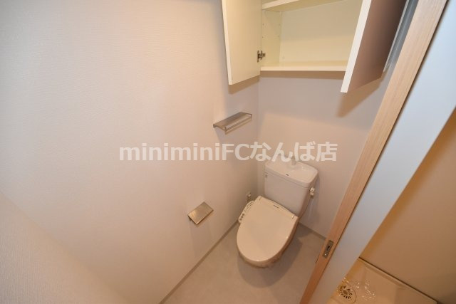 アーバネックス南堀江のトイレ|トイレに収納もあります！