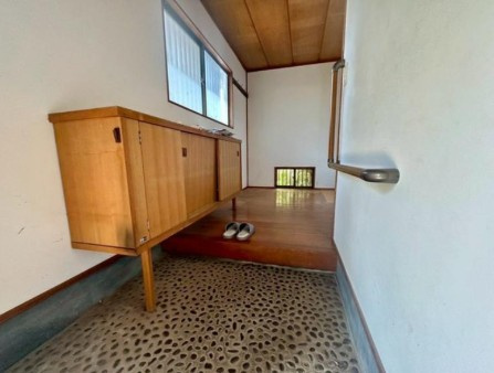 狭山市南入曽中古戸建の玄関