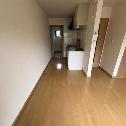 メイプルハイツの居間・リビング