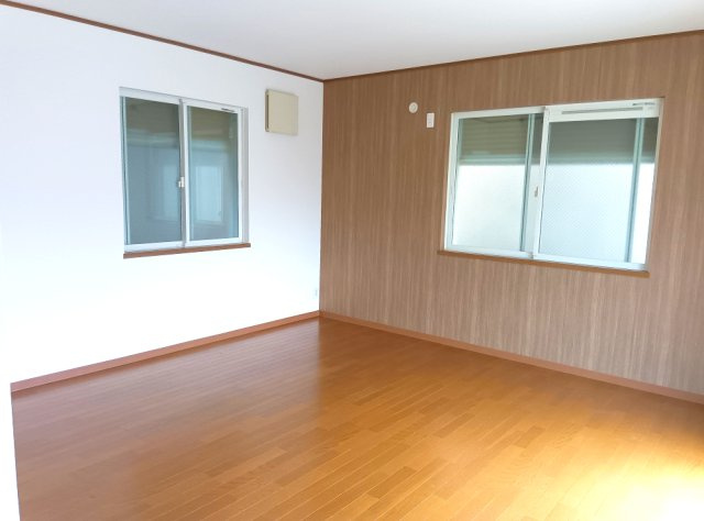 尼崎市南武庫之荘９丁目中古戸建の洋室|1階