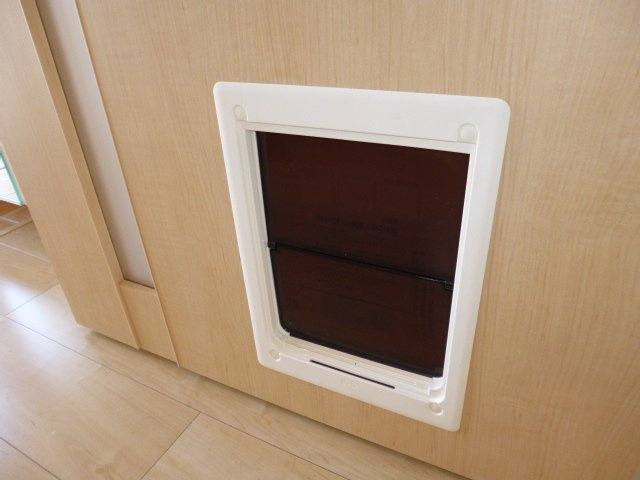 ダイヤモンドシャインのその他|ペット用くぐり戸