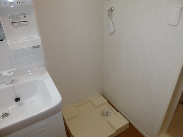ダイヤモンドシャインのその他|洗濯機置き場