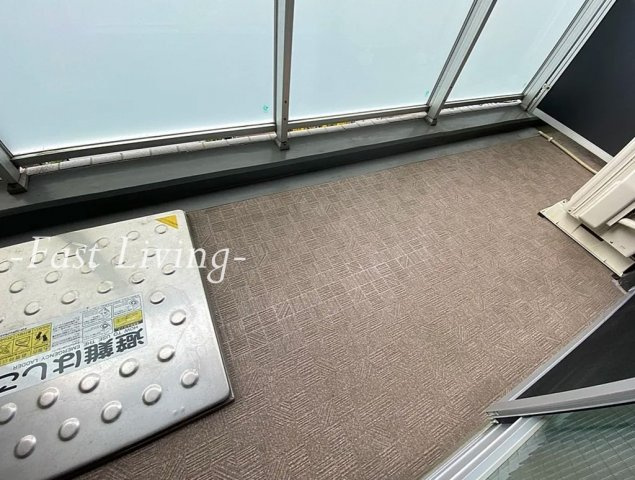 メゾンラグジュアのバルコニー