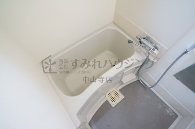 雅マンションパートⅠの浴室