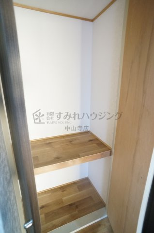 雅マンションパートⅠの収納