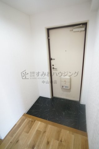 雅マンションパートⅠの玄関