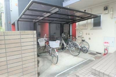 駐輪スペースがございます。