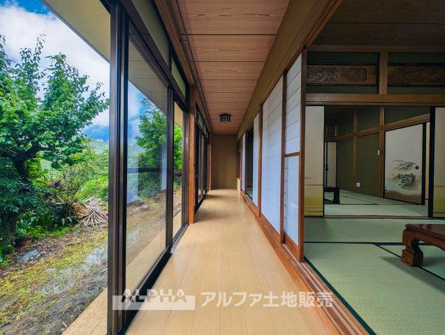 あきる野市網代　中古戸建のその他|【Soft Horizon】
◆空とつながる暮らし◆
広がる景色が、心の視界までひらいてくれる。過ごすほどに、毎日の一瞬一瞬が大切に感じられる住まい。