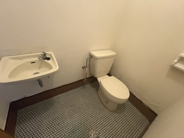 メゾンセンチュリー泊のトイレ