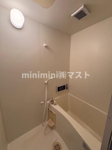 フォーシーズン北堀江の浴室