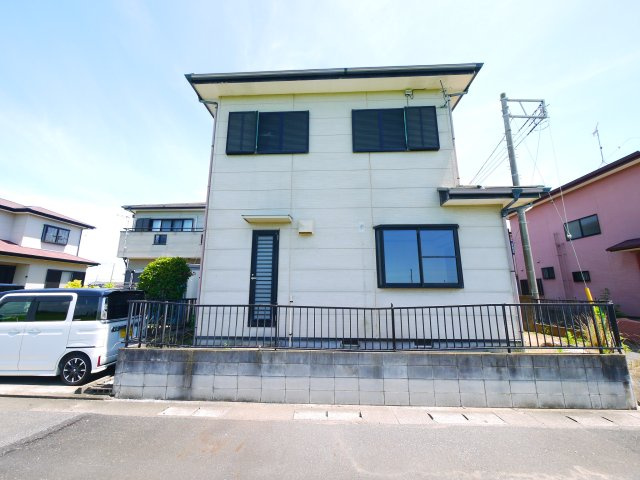 山武郡九十九里町片貝　中古戸建の外観|九十九里片貝海岸まで車約3分　平成9年9月築 ４LDK 閑静な立地  駐車2台可能