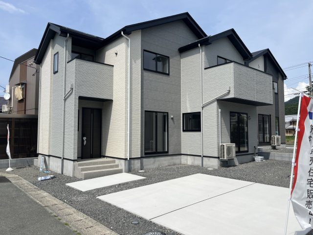 鈴川町2丁目【全2棟】