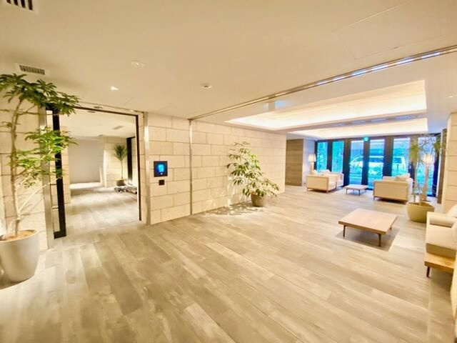 ＯＮＥ　ＲＯＯＦ　ＲＥＳＩＤＥＮＣＥ　ＴＡＭＡＣＨＩのロビー