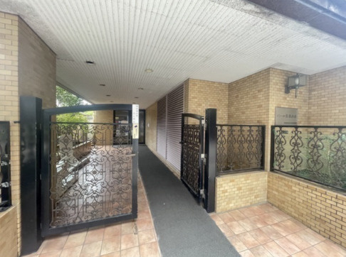 クレール武蔵小山のエントランス