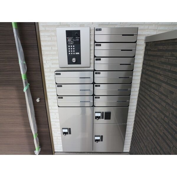 REGALEST浄心　名古屋市賃貸　仲介手数料無料のエントランス