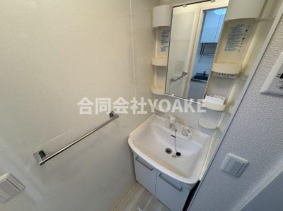 【洗面所】 | ドミール | 2階のお部屋の写真となります。現況優先。