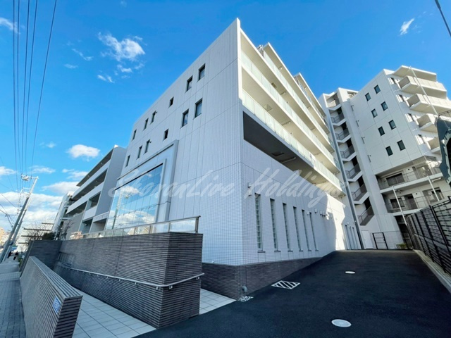 藤沢市藤が岡１丁目の賃貸マンション