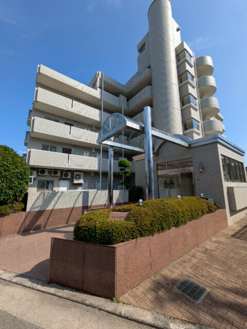 インペリアル花屋敷の外観