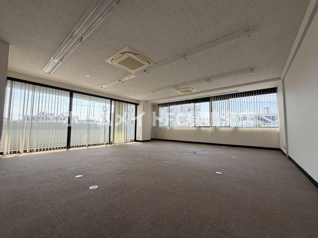 サイエンスビルの内装