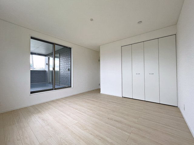 新築戸建・新築建売　矢吹町中町第2　矢吹小・矢吹中の洋室|8.5帖の洋室は広々としておりご夫婦の主寝室としておすすめです！