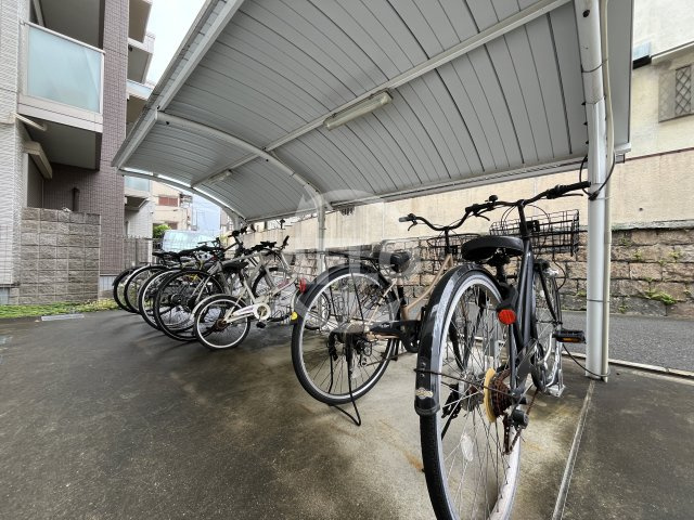 ラ　ファヴールのその他|駐輪場