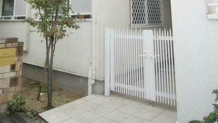 メゾン ブランシェのエントランス