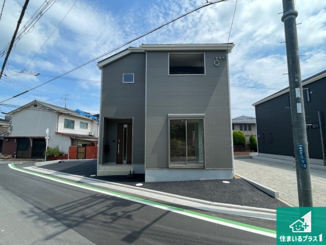 八尾市安中町　第2期　新築一戸建ての外観|安心の10年保証！外観を美しく保ち、雨水で汚れを落とします！気になることがありましたら、お気軽にお問い合わせください！